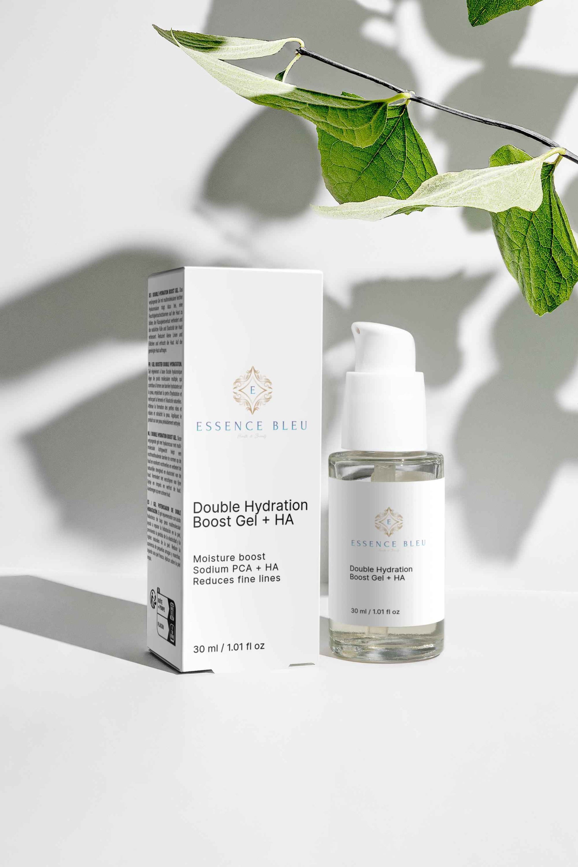 Double Hydration Gel with Hyaluronic Acid and PCA for Intense Moisture - Essence Bleu